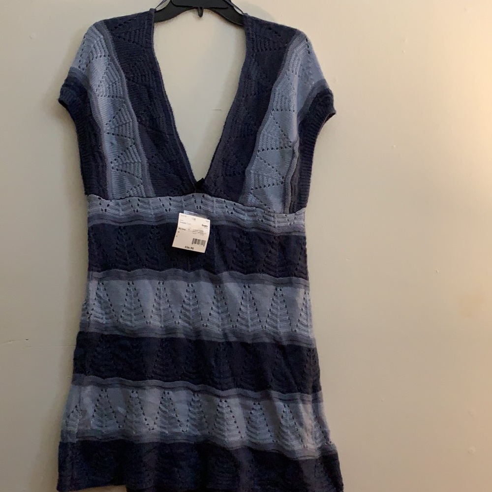 Sweater - Picture 5 of 5